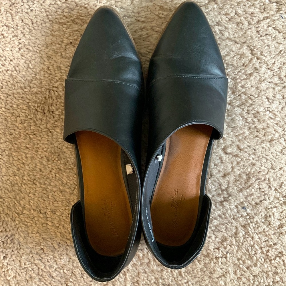 Universal Thread black leather cutout booties